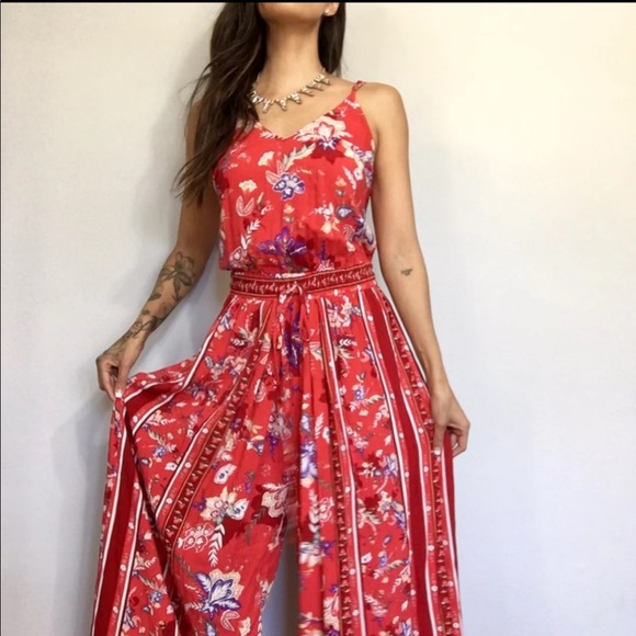 JAASE Pants - Jaase Anthropologie Jumper Red Floral, Size Large